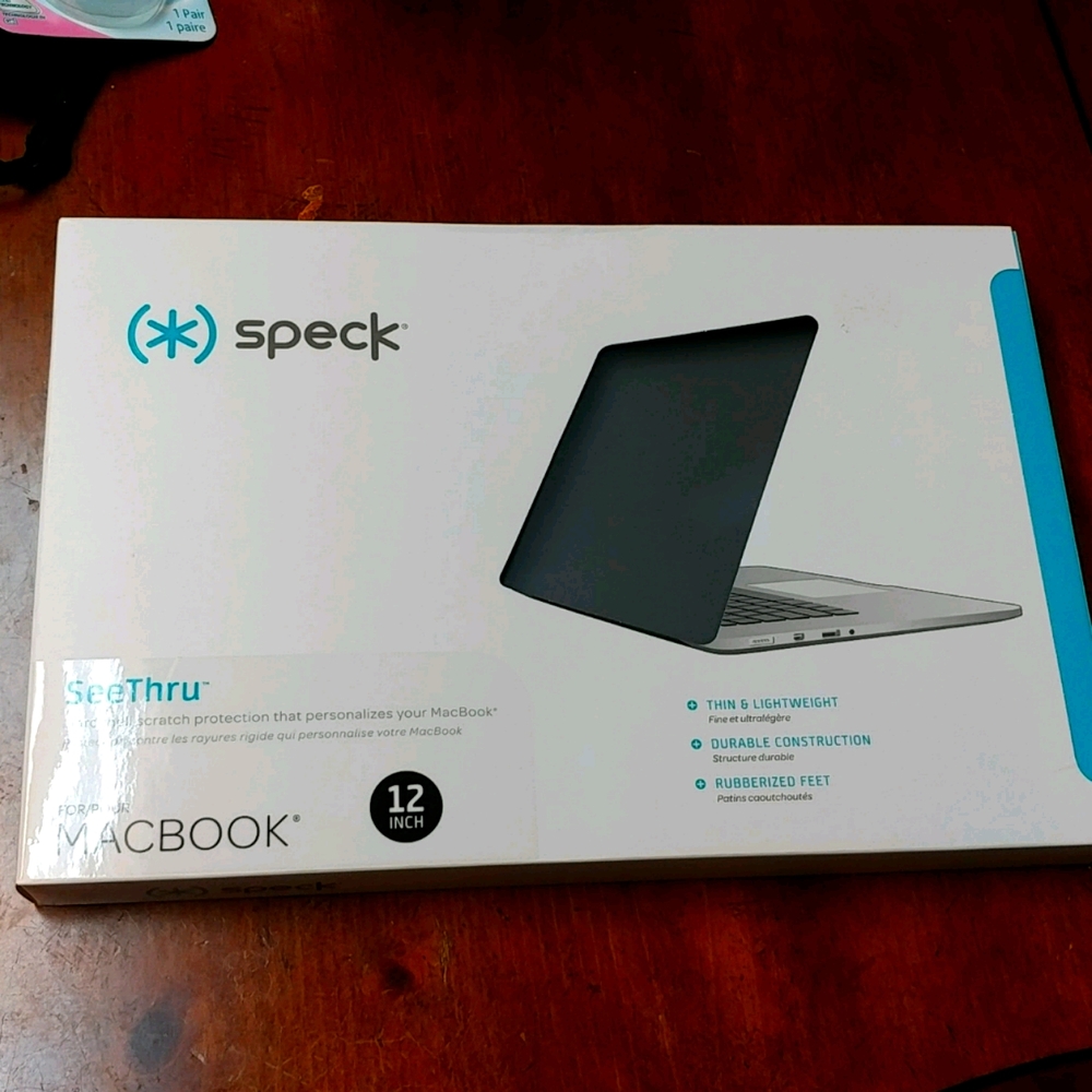 Speck hardshell scratch protection forvmacbook 12"